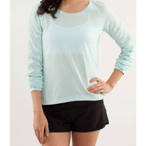LULULEMON ATHLETICA Silver Lining Long Sleeve Size 2